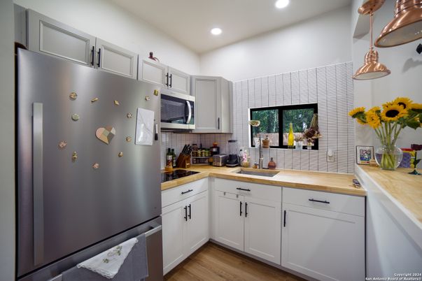 Interior, Kitchen, Recessed Lighting, Wood Texture Flooring