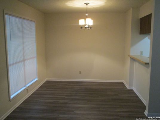 Empty room, Interior, Pendant Lights, Wood Texture Flooring