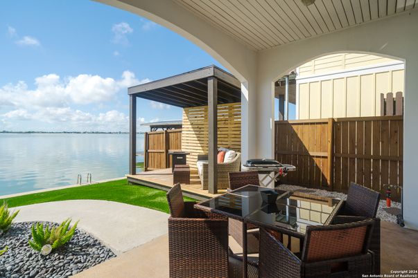 Exterior, Lake, Water