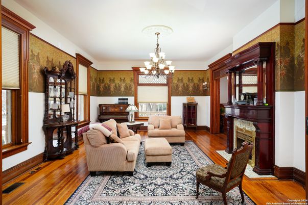 Chandelier, Fireplace, Interior, Living room, Piano, Wood Texture Flooring