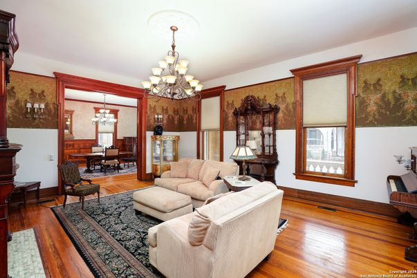 Chandelier, Dining room, Interior, Living room, Wood Texture Flooring