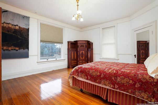 Bedroom, Interior, Pendant Lights, Wood Texture Flooring
