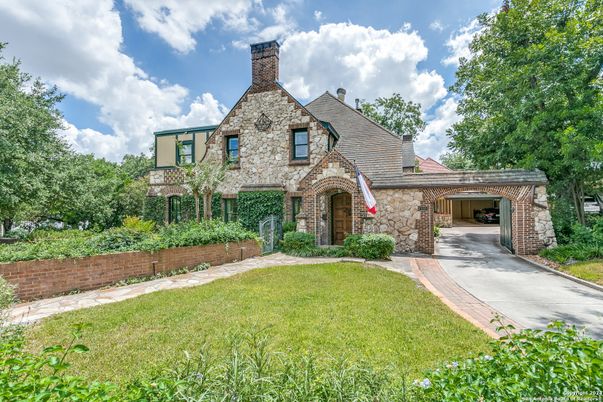 Backyard, Exterior, Facade, Brick Facade, Tudor Revival