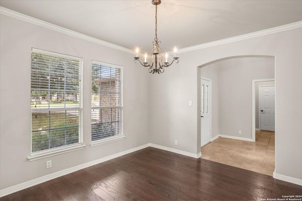 Chandelier, Empty room, Interior, Wood Texture Flooring
