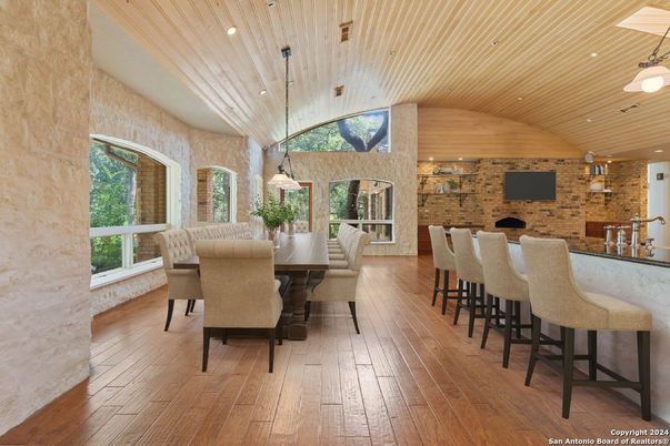 Dining room, Interior, Pendant Lights, Recessed Lighting, Stone Walls, Wooden Ceilings, Wood Texture Flooring