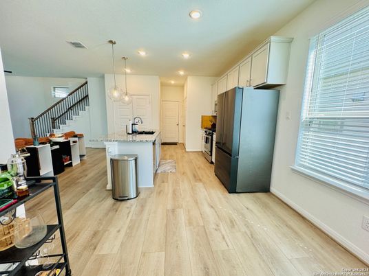 Dining room, Interior, Kitchen, Pendant Lights, Recessed Lighting, Wood Texture Flooring