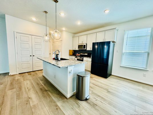 Interior, Kitchen, Pendant Lights, Recessed Lighting, Wood Texture Flooring