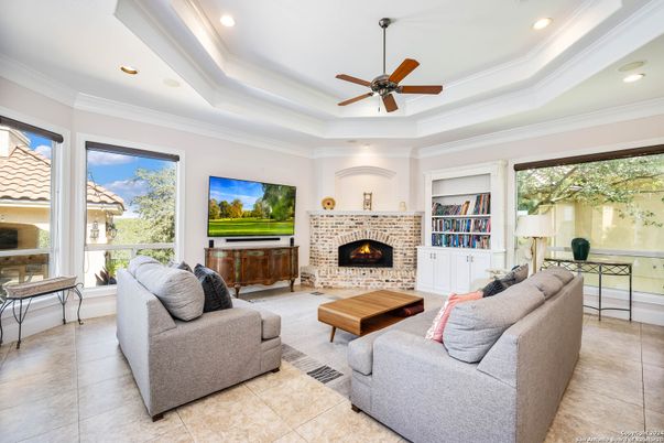 Fireplace, Interior, Living room, Recessed Lighting