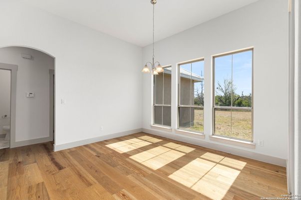 Empty room, Interior, Pendant Lights, Wood Texture Flooring