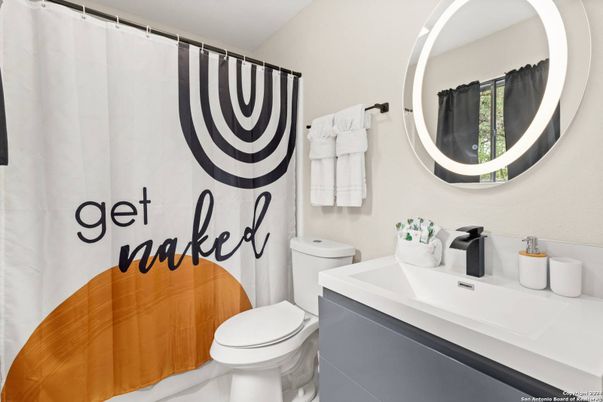 Bathroom, Interior