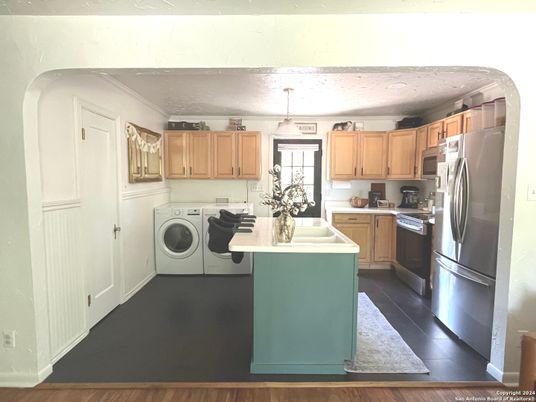 Interior, Kitchen, Pendant Lights, Washer, Wood Texture Flooring
