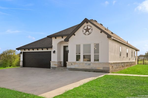 Attached, Exterior, Facade, Spanish Mediterranean