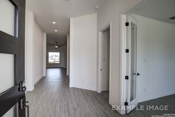 Interior, Recessed Lighting, Wood Texture Flooring