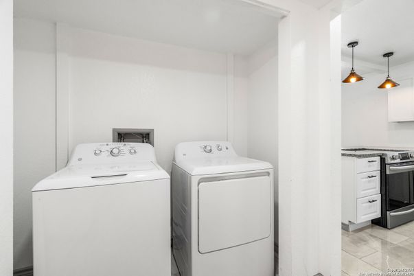 Interior, Pendant Lights, Utility Closets, Washer