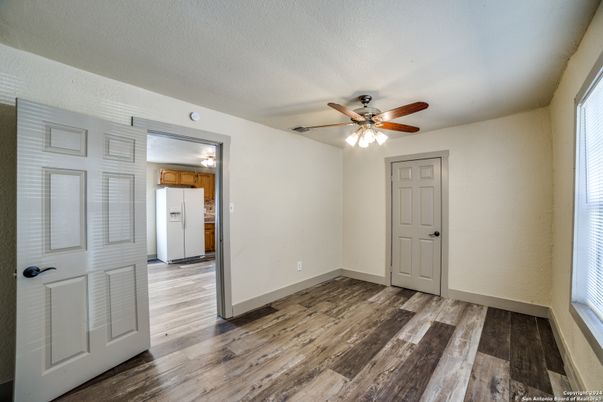 Empty room, Interior, Kitchen, Wood Texture Flooring