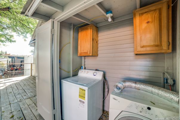 Exterior, Washer
