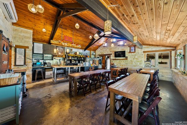 Dining room, Interior, Pendant Lights, Stone Walls, Wooden Beams, Wooden Ceilings