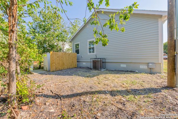 Backyard, Exterior
