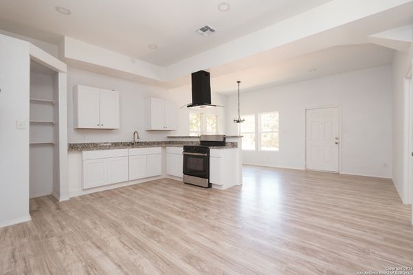 Interior, Kitchen, Pendant Lights, Recessed Lighting, Wood Texture Flooring