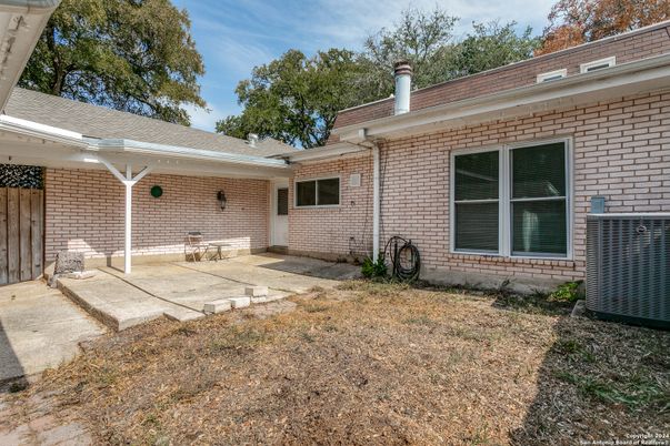 Backyard, Exterior