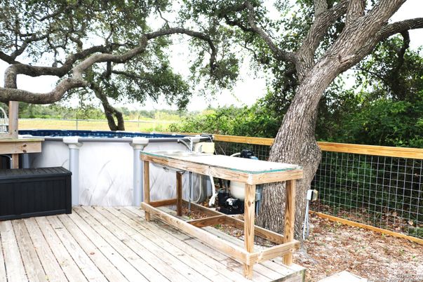 Exterior, Hot Tub