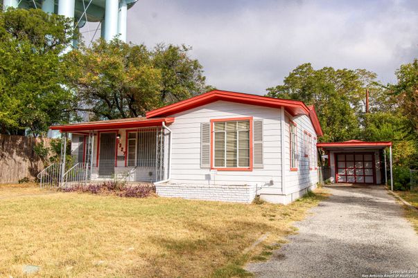 Backyard, Detached Garage, Exterior