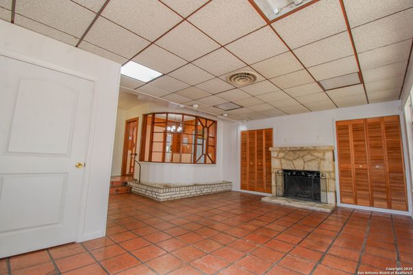 Empty room, Fireplace, Interior
