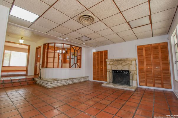Empty room, Fireplace, Interior