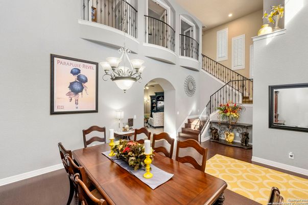 Chandelier, Dining room, Interior, Recessed Lighting, Wood Texture Flooring