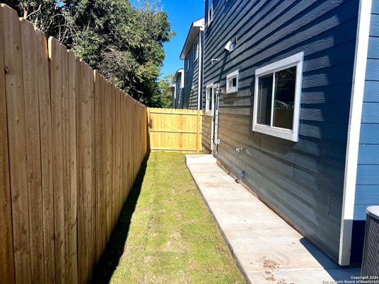Backyard, Exterior