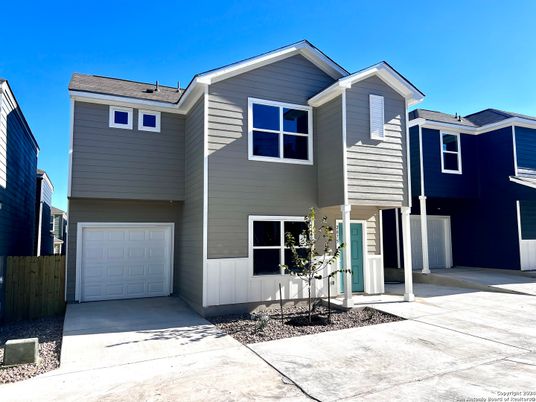 Attached, Exterior, Facade, Rowhouse