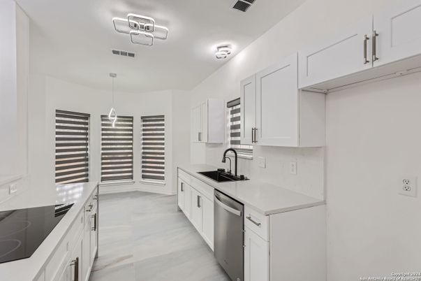 Interior, Kitchen, Pendant Lights