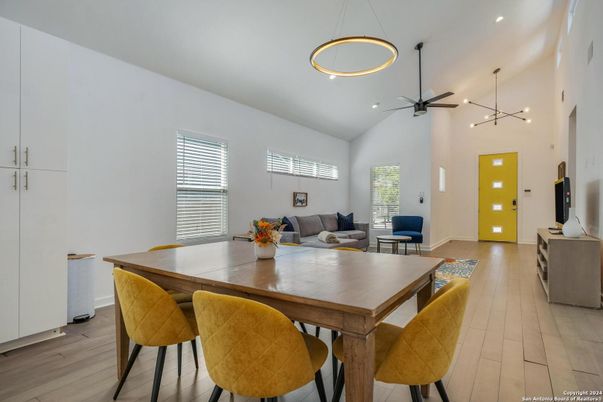 Dining room, Interior, Living room, Pendant Lights, Recessed Lighting, Wood Texture Flooring