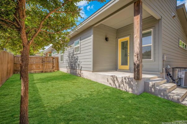 Backyard, Exterior
