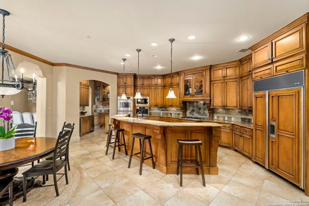 Dining room, Interior, Kitchen, Pendant Lights, Recessed Lighting