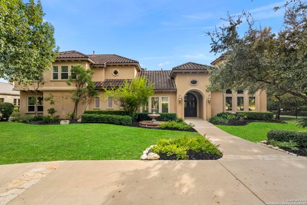 Backyard, Exterior, Facade, Mediterranean