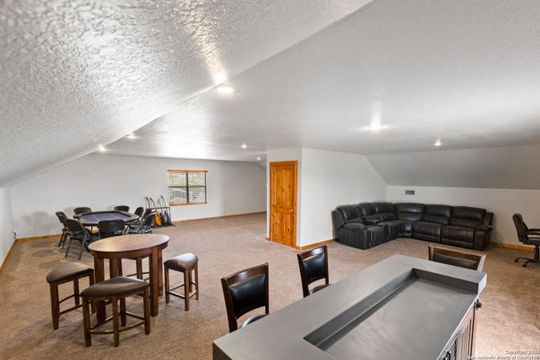 Dining room, Interior, Living room, Recessed Lighting