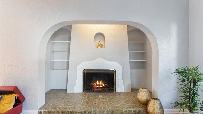 Fireplace, Interior
