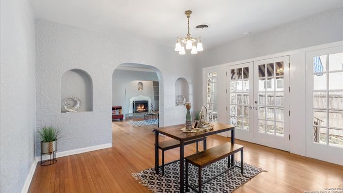 Fireplace, Interior, Pendant Lights, Wood Texture Flooring