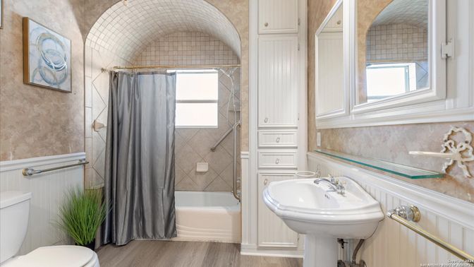 Bathroom, Interior, Wood Texture Flooring