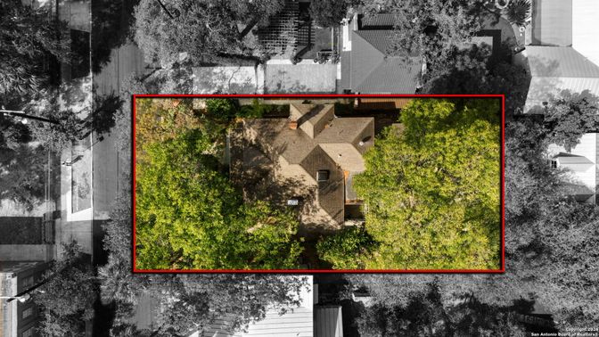 Exterior, Drone