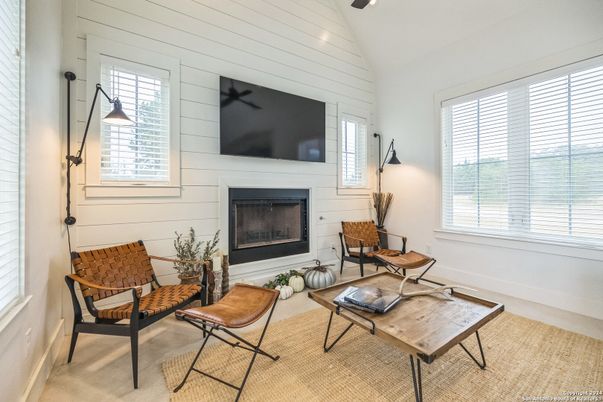 Fireplace, Interior, Living room, Recessed Lighting