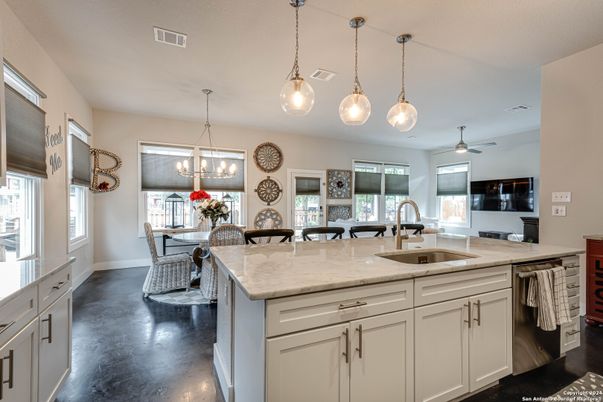 Dining room, Interior, Kitchen, Pendant Lights