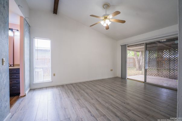 Empty room, Interior, Wooden Beams, Wood Texture Flooring