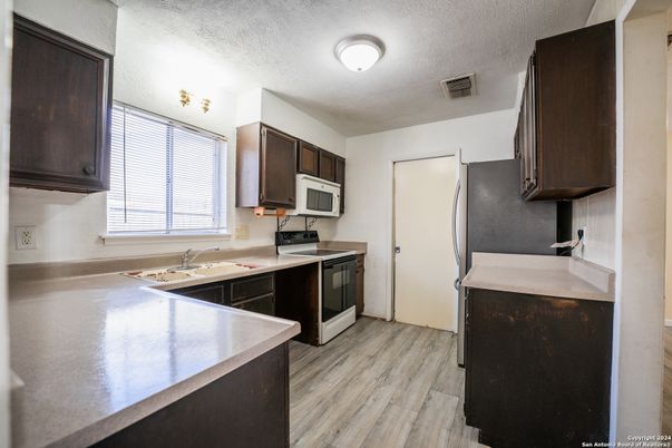 Interior, Kitchen, Wood Texture Flooring