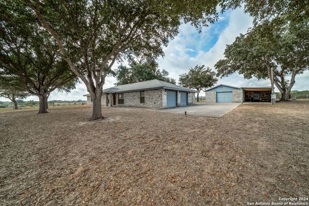 Backyard, Detached Garage, Exterior