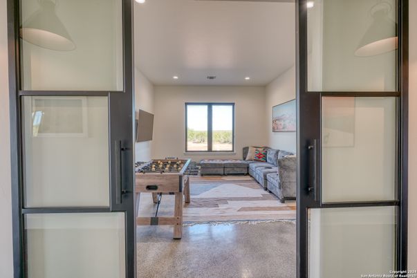 Game Room, Interior, Living room, Recessed Lighting