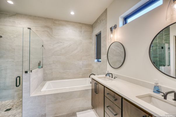 Bathroom, Dual Sink Vanities, Glass Shower, Interior, Recessed Lighting