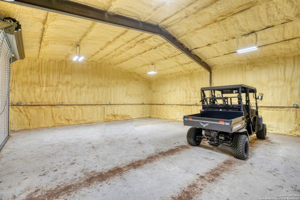 Garage, Interior