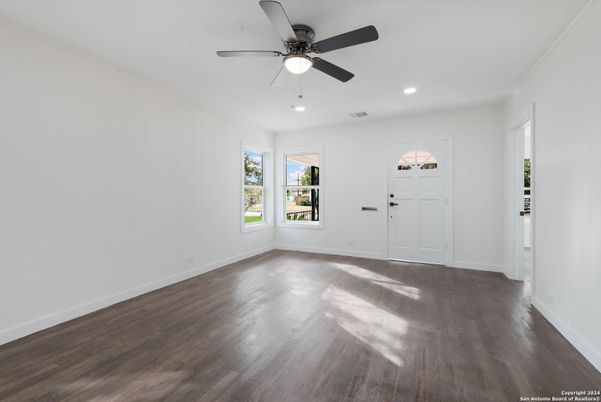 Empty room, Interior, Recessed Lighting, Wood Texture Flooring
